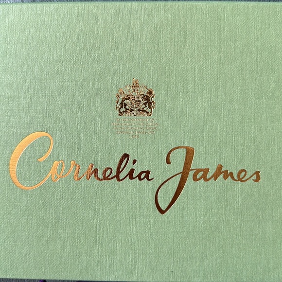 Cornelia James gift box - Picture 2 of 6